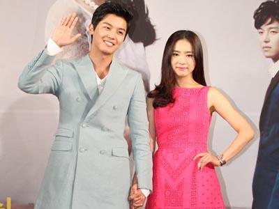 Yeon Woo Jin Terkejut dengan Adegan Panasnya dengan Shin Se Kyung dalam Drama